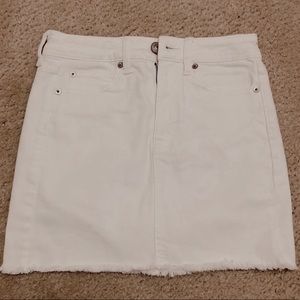 American Eagle white skirt